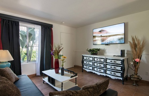 Santee Condo | Dog-Friendly, oasis-like condo in East County, San Diego