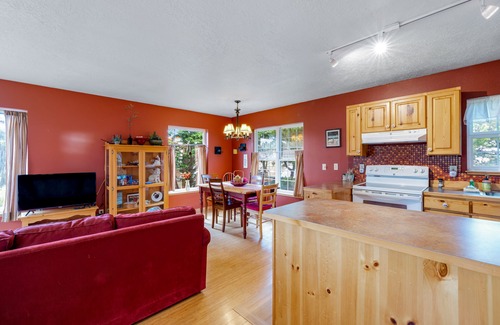 Otter Rock House | Dog-Friendly Oceanview Home with Large Fenced Yard - Walk to the Beach