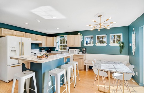 Copalis Beach House | Dog-friendly riverfront retreat with hot tub on 5.2 acres near the beach
