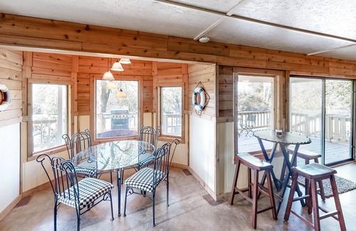 Seguin House | Dog-Friendly, Riverfront Getaway w/ Private Dock, Free WiFi & Washer/Dryer!