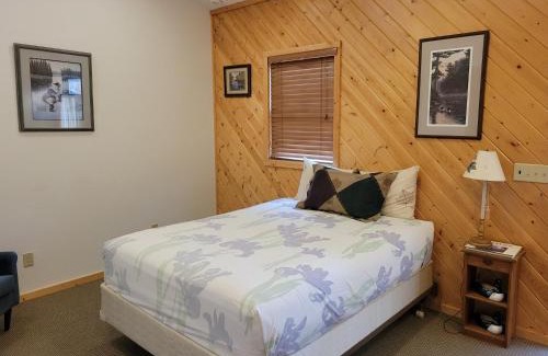 Cable House | Dog-Friendly The Lodge Home