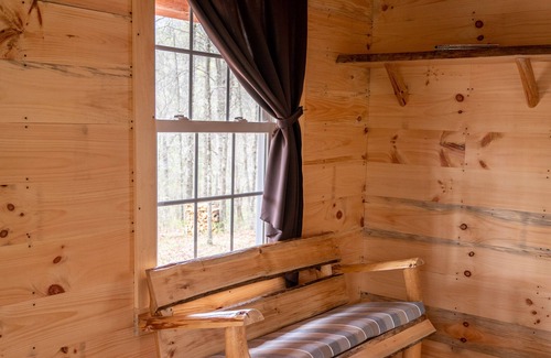 Sharpsburg Cabin | Dogwood Cabin - Off Grid