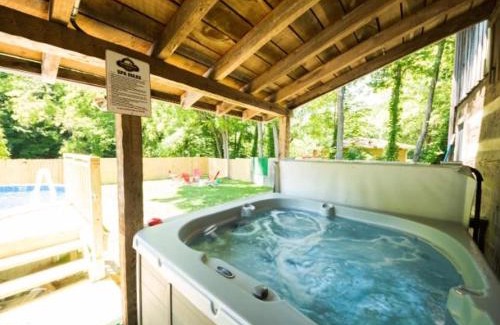 Gnaw Bone House | Dogwood Hills