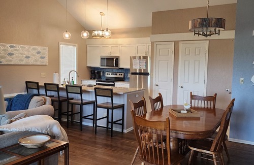 Osage Beach House | Dogwood House, A Lakeview House with Hot Tub