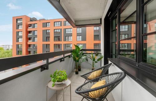 Mlyniska Apartment | DOKI Living by Blue Mandarin Parking & Foodhall