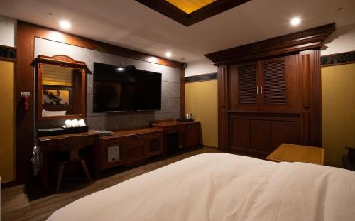 Doksan-dong Hotel | Doksan 3S Hotel