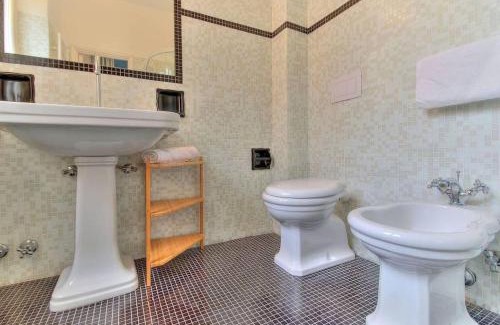 Rapallo Apartment | Dolce Acqua Flexyrent apartment Terrace & Parking - NO AC