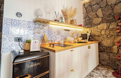 Valverde House | Dolce Lava - Natural Luxury Experience