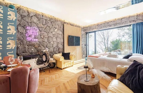 Valverde House | Dolce Lava - Natural Luxury Experience