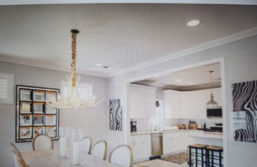 Highlands House | Dolce Vita by the Sea - upscale beach chique home.