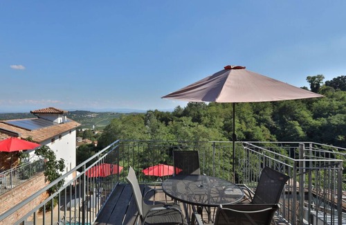 Mombaruzzo House | Dolcetto in Villa Pesce