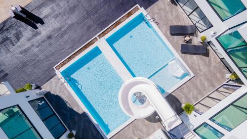 Bang Sare Villa | Dolla PoolVilla Pattaya Bang Saray Beach 1 km