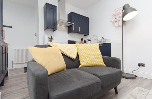 Dollar Apartment | Dollar Apartments-39 Bridge Street