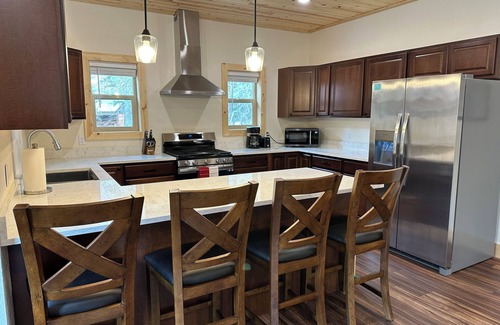 Cooper Landing House | Dolly Varden Cabin - Modern Vacation Home in Cooper Landing