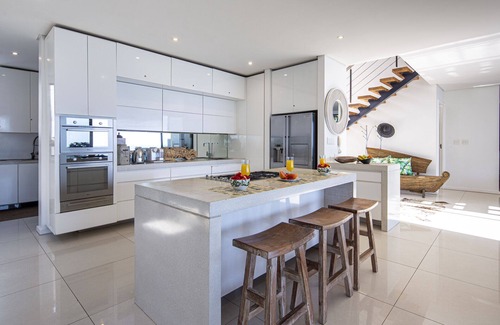 Umhlali Beach Villa | Dolphin Coast YOLO Spaces - Beach House Villa