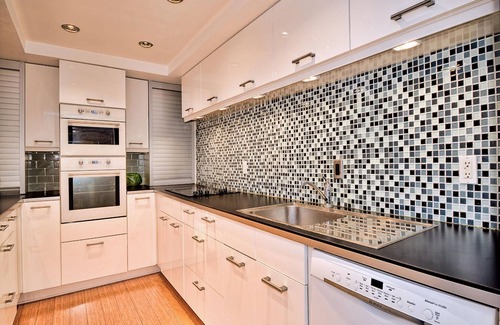 Island Estate Condo | Dolphin Cove PH 9 '90 day min stay with 2 week lead time'