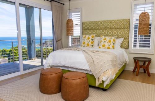 Herolds Bay Apartment | Dolphin Dream