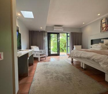 Wilderness Beach House | Dolphin Dunes Guesthouse