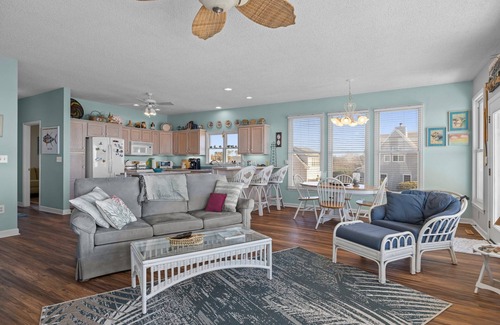 Harkers Island House | Dolphin Watch-Sound Front Home