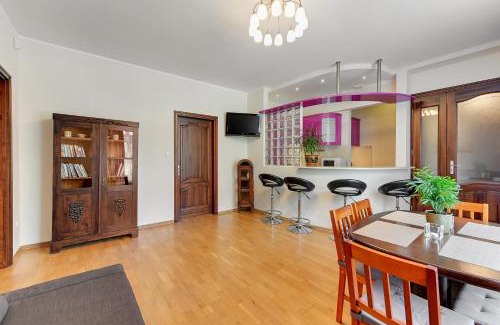 Karlikowo Apartment | Dom Artysty