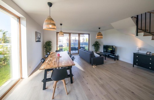 Pierwoszyno House | Dom na wzgórzu z widokiem na morze - Etezje Apartamenty