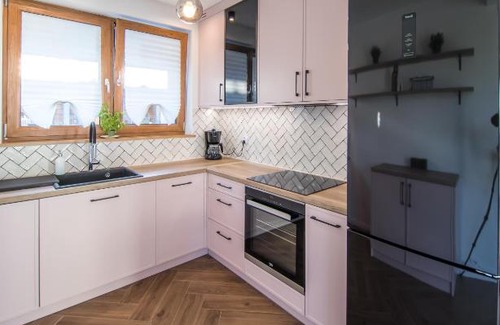 Pierwoszyno House | Dom na wzgórzu z widokiem na morze - Etezje Apartamenty