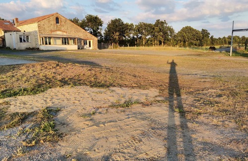 Saint-Philbert-de-Bouaine House | Domaine de Bel air. Base Ulm. Salle des fêtes. Ample parking. 25 min from Nantes