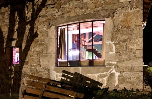 Satillieu House | Domaine de la Renardiére