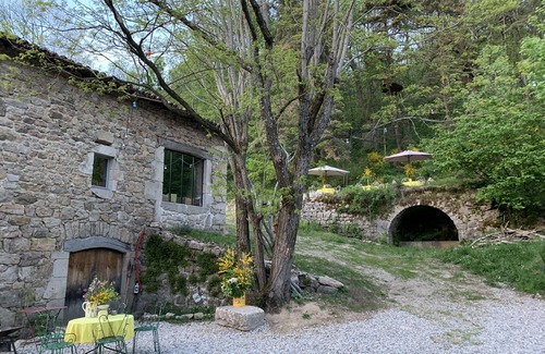 Satillieu House | Domaine de la Renardiére