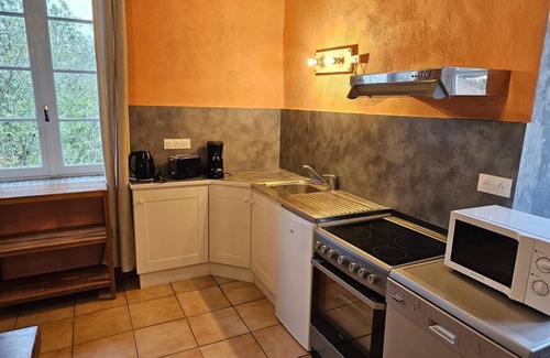 Sauve Apartment | Domaine de Bagard - Gîte STEVENSON 86m² 6/11 pers Terrace