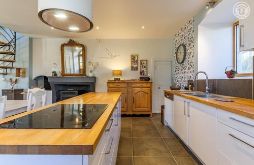 Cruet House | DOMAINE DE L'IDYLLE - WINEMAKER'S HOUSE