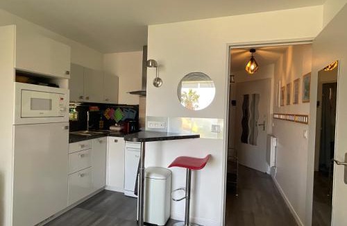 Six-Fours-les-Plages Apartment | Domaine de La Coudouliere, Vue Mer, Plage, Piscine et Parc