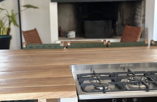 Cezac House | Domaine de Péroline: Swimming pool and Jacuzzi