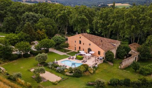 Reillanne Bed & Breakfast | Domaine De Pradaous