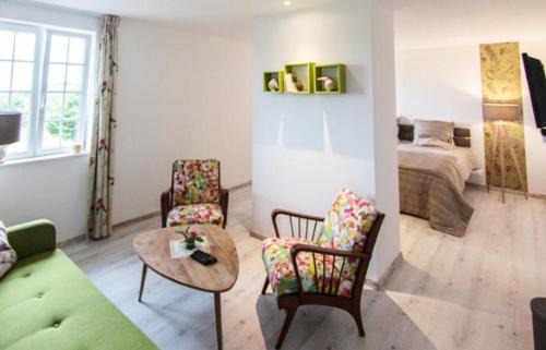 Lessard-et-le-Chene Bed & Breakfast | Domaine des Essarts