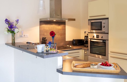 Ajat House | Domaine Des Ormeaux