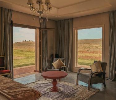 Oulad Hassoune Villa | Domaine Golfique Lamrah - 10 Suites