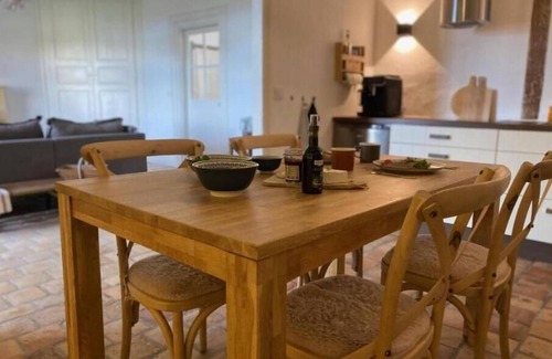 Journet House | Domaine la Boulinière - La Biche