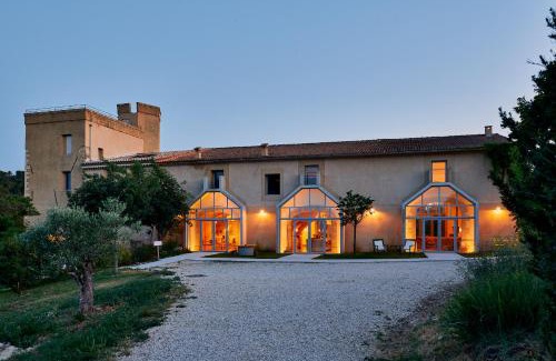 Villelaure Bed & Breakfast | Domaine La Ferme HI bride
