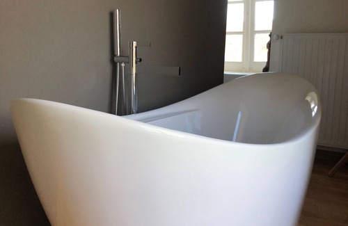 Dore-lʼEglise Bed & Breakfast | Domaine La Reveille