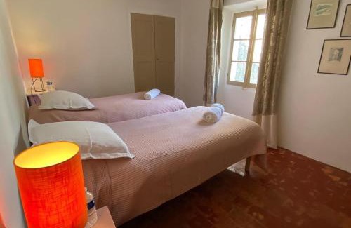 Saint-Saturnin-les-Apt House | Domaine Saint Jean