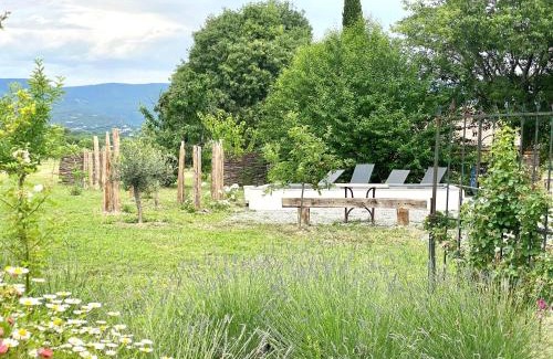 Saint-Saturnin-les-Apt House | Domaine Saint Jean