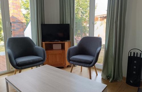 Lagow Apartment | Domek letniskowy z plażą i pomostem