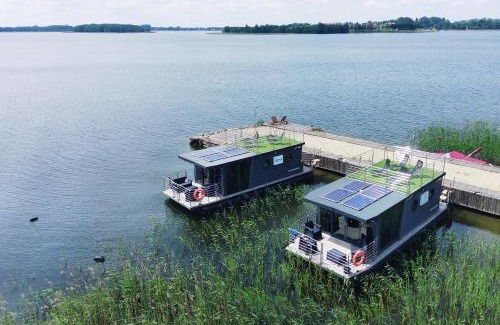 Wegorzewo Cabin | Domek na wodzie Topiko Czarter - Leśna Przystań