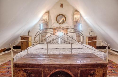 Cloasterf House | Dominic Boutique - Casa Mare
