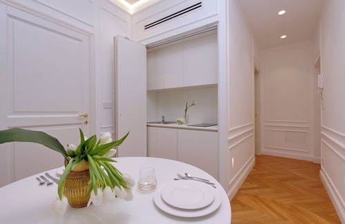 Rione VIII Sant'Eustachio House | Domna Luxury Suites