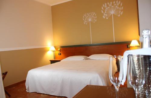 Quattromiglio Hotel | DOMUS Grand Hotel