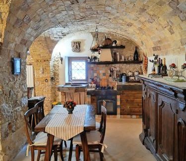 Rocca Pia House | Domus Pia