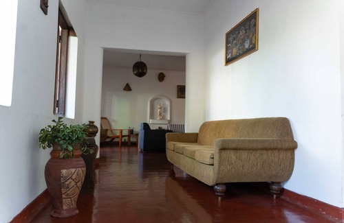 Kandy Villa | Don's Lounge and Villa