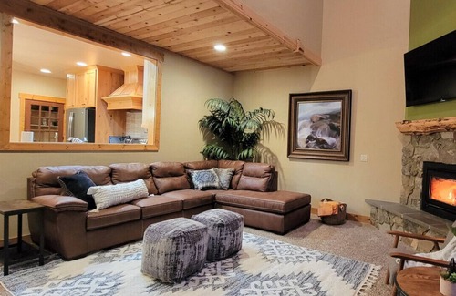 Donnelly Cabin | Donnelly Cabin | Hot Tub, Fire Pit, Near Lake Fun